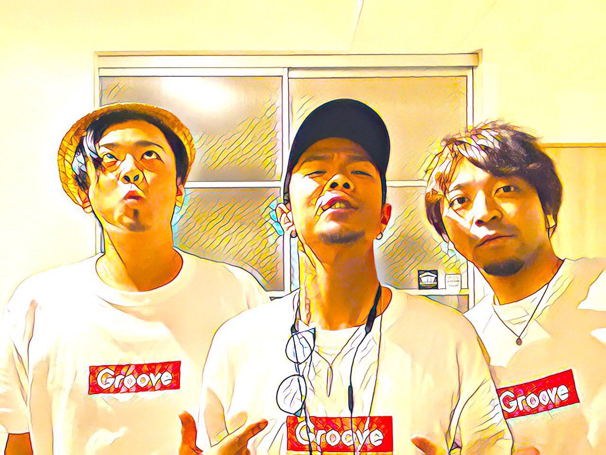 tamon_mori's tweet photo. WTFが運営するGroove Storeのインスタページを開設しました👏👏👏👏
新商品などこちらで紹介していくのでみんなフォローしてねー!
https://t.co/FvYqm7vwB4
#GrooveStore #GrooveT #BassTrioWTF #WTF #鈴木渉 #森多聞 #酒井太 https://t.co/fB7sRuEZRN