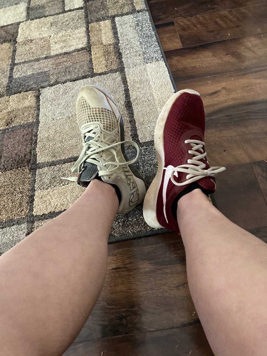 Mismatch shoes for wacky dress day! <a href="/DillardES/">Dillard Elementary</a> <a href="/rsykez/">Roxann Sykes, DDMES Principal</a> #DillardESVirtuakSpiritWeek