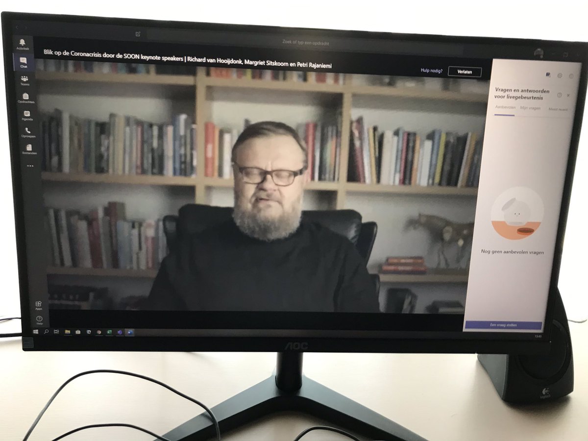 DennisGompel's tweet photo. 2de webinar van de dag. Margriet begon met een korte intro. Petri vertelde vooral rond Corona en de schrik errond. Richard had het dan vooral over technologie en naar ondernemingen die inspelen op de Coronacrisis. #thomasmore #ondernemerschap https://t.co/Ax3N9pmL8W