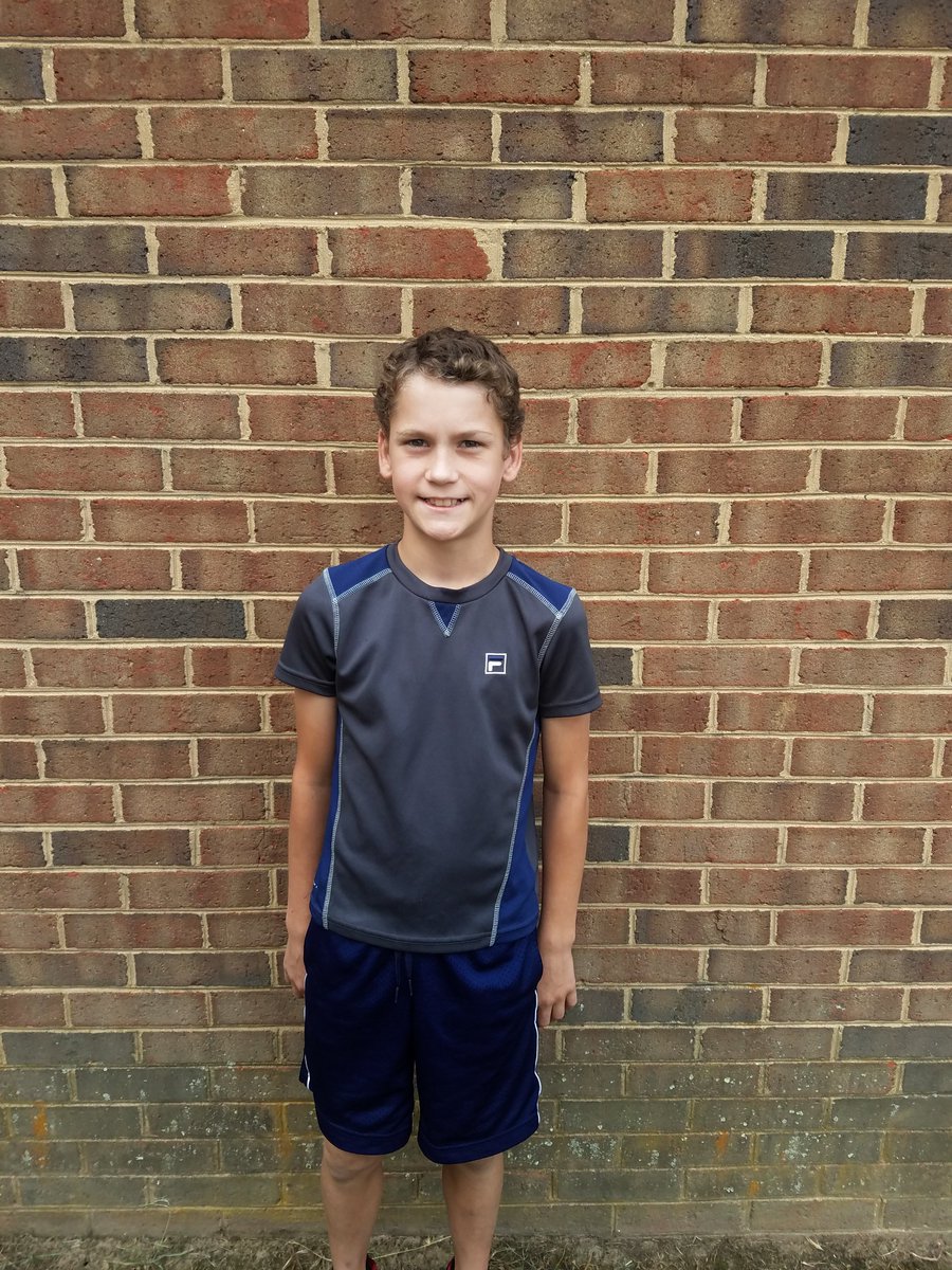 This is a shout out to our graduating Panther, Elijah! He is recognized for being goal driven and for his tremendous growth in 5th grade! We are so proud of you and wish you the best of luck in 6th grade!
Love, 
Teachers and staff of
<a href="/HardingAvenue/">Harding Avenue Elem</a>