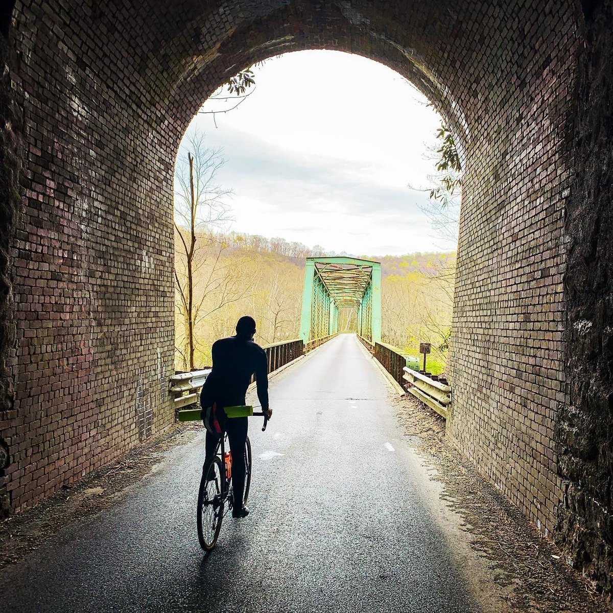 laurelhighlands's tweet photo. Who's ready to ride? 🚵♀️ #LaytonBridge #Perryopolis
📷: @GAP_Trail https://t.co/BeCez2rOig