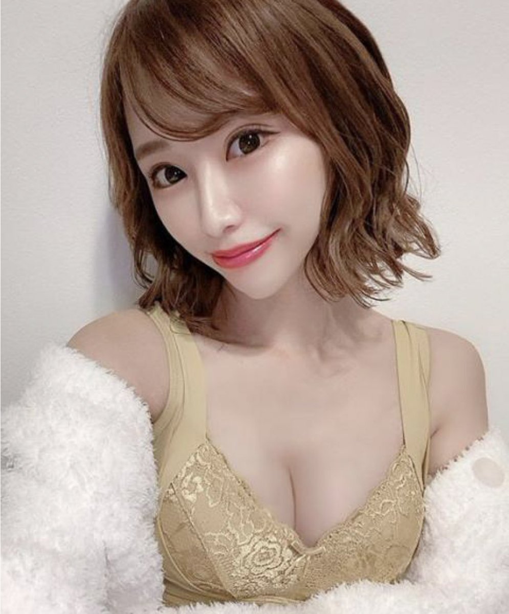 ayano23nikoniko's tweet photo. フォロワー2000人目指してます！
そしてフォロワー増やしにも協力します！

お願い
#フォロー
#固定ツイートをリツイート 
#このツイートをリツイート

お礼
#フォロバ100
#固定ツイートRT

宜しくお願いします！

#拡散希望
#固定RT 
#固定リツイート 
#相互RT
#相互フォロー 
#RT企画 https://t.co/N6RuNLjHyO