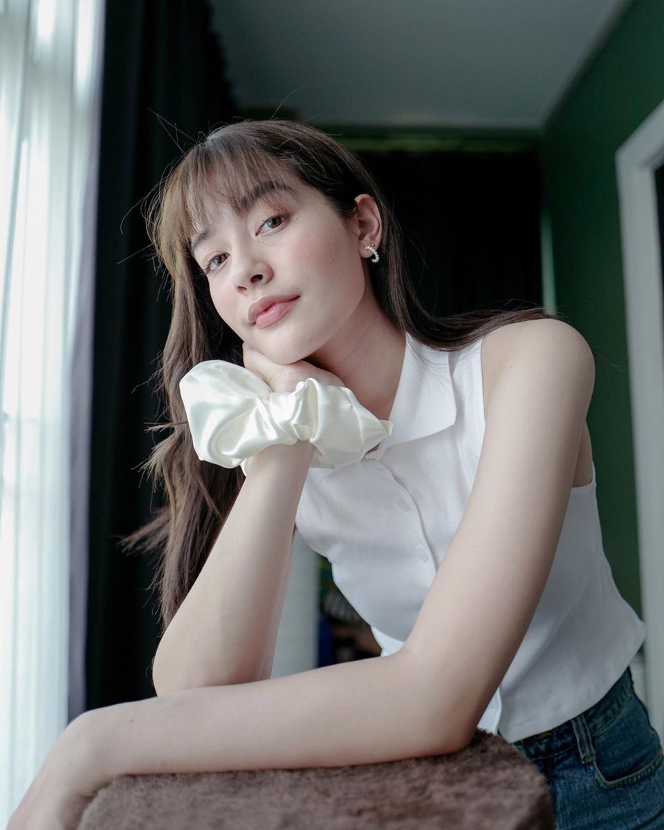 ถ้าเค้าไม่ชัดเจน ไอโฟนสามเลนส์​ก็ช่วยไม่ได้ แคปชั่นวันนี้💕☺️😂