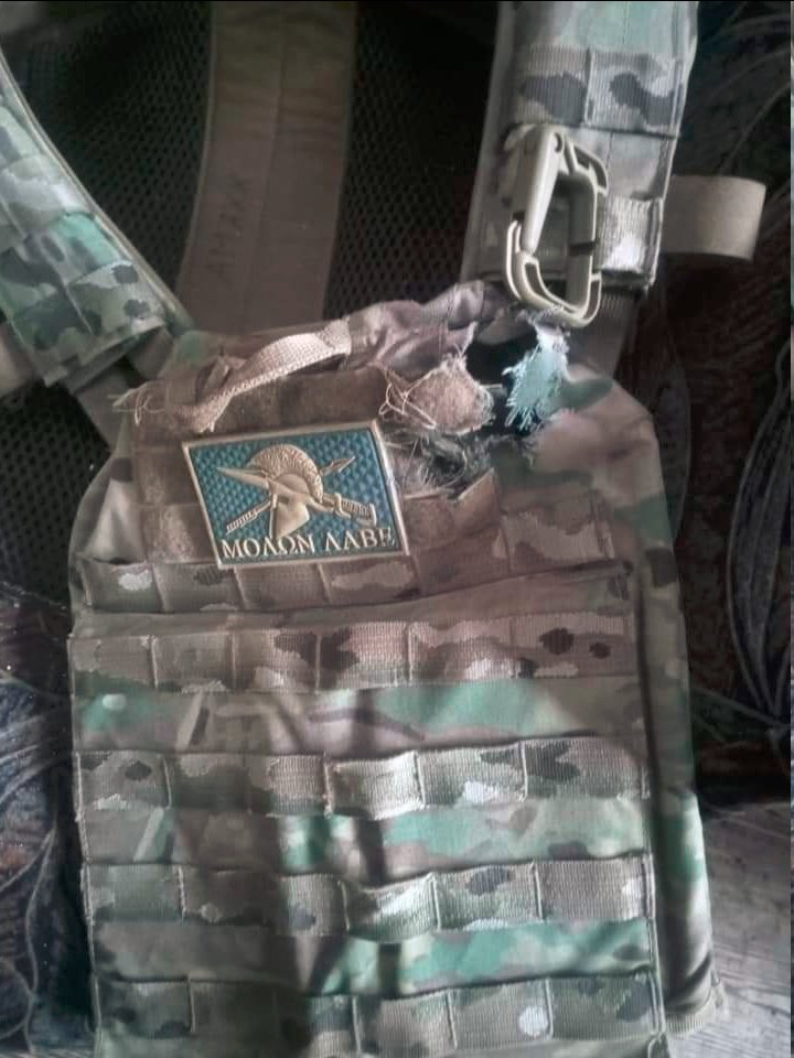 бронежилетами (6б23-1, 6б43, 6б45). пуля бронежилет. попадание пули в бронежилет. американский солдат в бронежилете. пуля бронежилет.