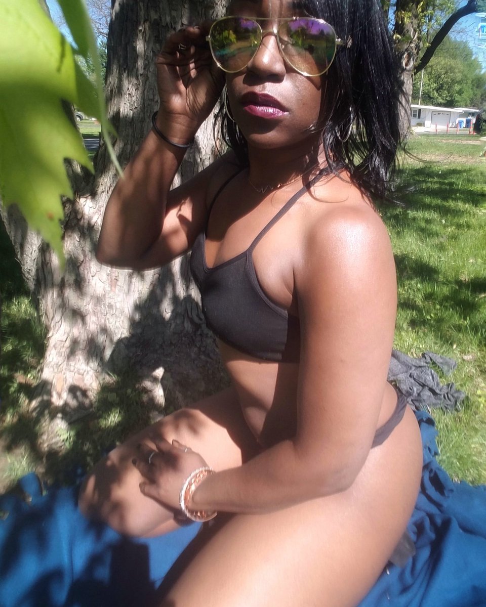 missruff4u's tweet photo. Can i give you #body #cammagic https://t.co/qMVKPyGwoD