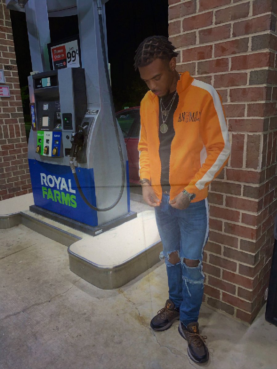 _tdrlorrobert's tweet photo. I Dont Got Role Models Just Niggas I Dont Wanna Be Like 🦠💩🏀👎🏼 #ProjectRebel🎸 #YounginFromDaSouth🏘 https://t.co/gxgtFD6VJO
