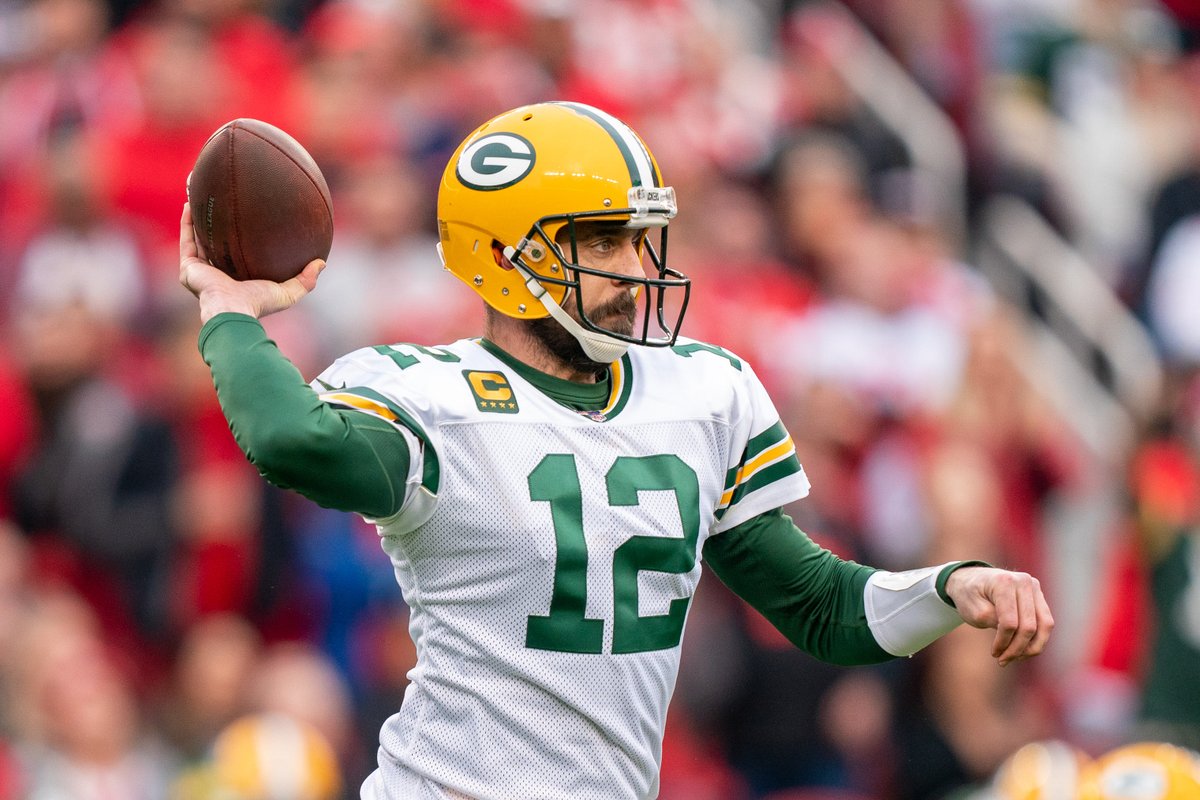 PFF_Fantasy's tweet photo. Most TDs on throws beyond 20+ yards since 2012

1. Russell Wilson - 83
2. Drew Brees - 69
3. Aaron Rodgers - 62
4. Ben Roethlisberger - 60 https://t.co/96GYranu6H
