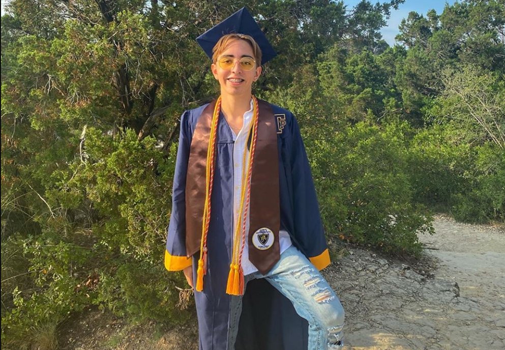 StpTiger's tweet photo. IG: thejontorres - "It Was Good Until It Wasn’t-#classof2020" https://t.co/fNXOgPss6l 
@RoundRockISD @StonyPointHS @alwatsonjcil @ProjectGradSPHS #StonyPointSeniorStrong https://t.co/cUj2X7dyVi