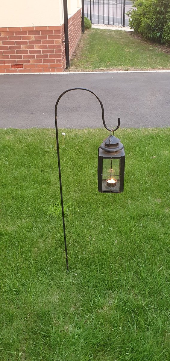 Shine a light tonight for international nurses day 8.30pm
@MelCoombesCNO <a href="/AlexDobbyns/">Alexandra Dobbyns</a> @CWPT_SimonGilby  <a href="/CWPT_Nurses/">CWPT Year of the Nurse</a> <a href="/CWPT_NHS/">Coventry and Warwickshire Partnership NHS Trust</a> 
#IND2020