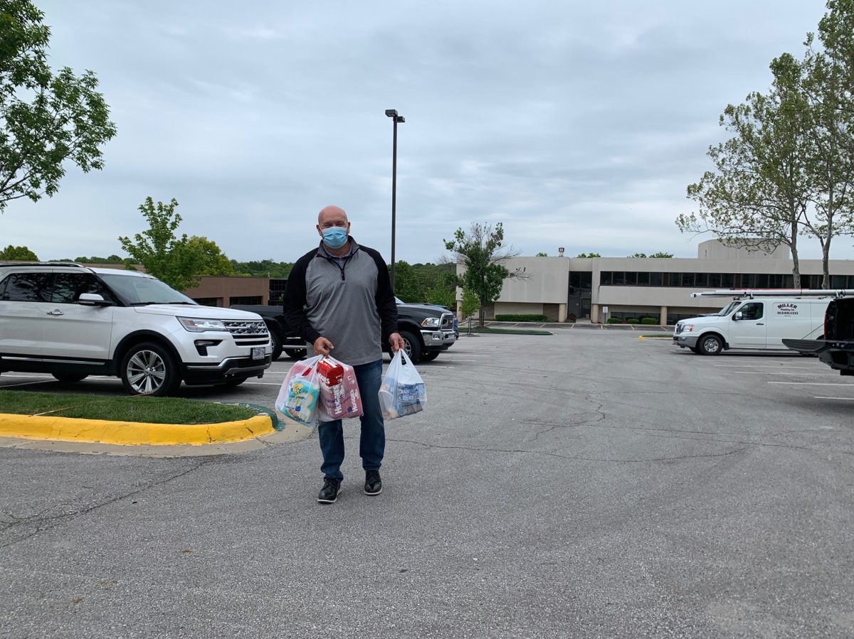 MMC_Corp's tweet photo. Thank you to everyone who contributed to the @RMHC supply drive yesterday! It was great to see our team come together (while staying six feet apart) to help those in need.

#RMHC https://t.co/beQCYQuHRJ