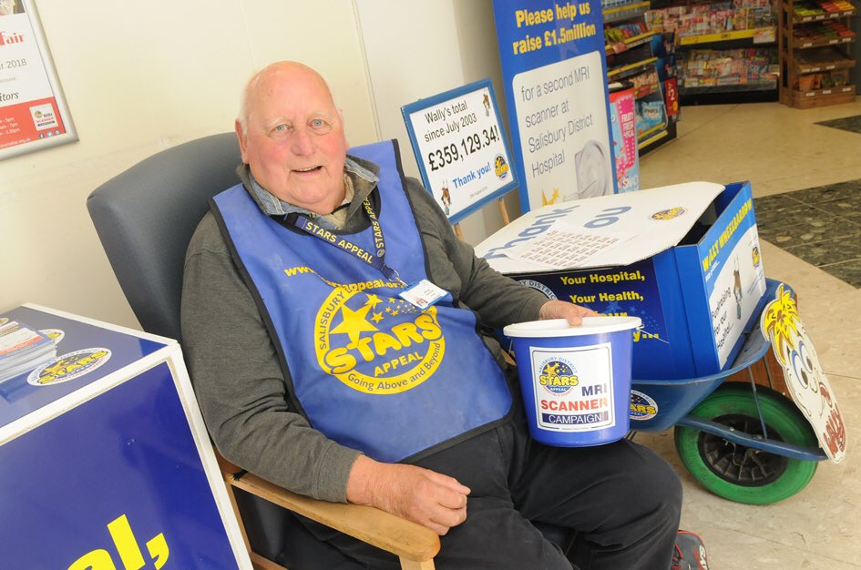 Please RT and help Michael Beck (aka Wally Wheelbarrow) keep his bucket collections going despite being in isolation after life-saving care in our Hospital. In the last 17 years he’s reached £423,000 and hopes to reach £500k by the time he’s 90! ⭐️👏💖     justgiving.com/fundraising/mi…