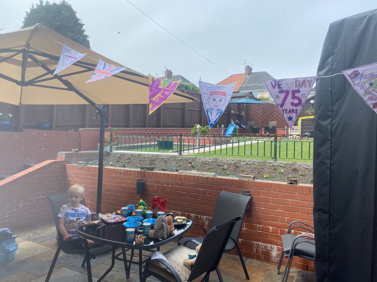 Dubai dally tweet media