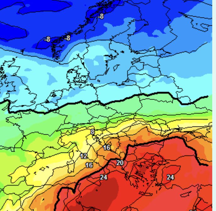 Cuma gününden itibaren ülke genelinde Temmuz sıcakları etkili olacak. İstanbul haftasonu 36 dereceleri görebilir.