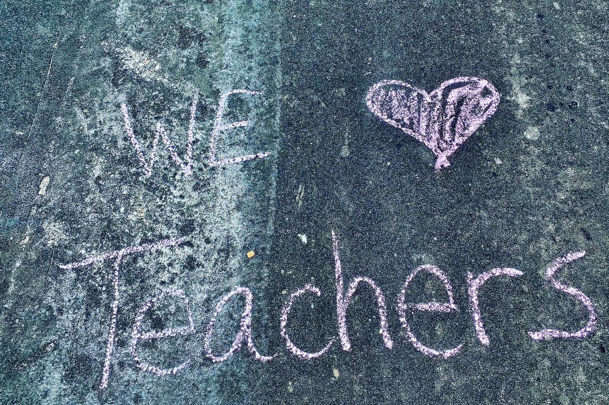 We are ready for the East Troy LP/PV staff parade tomorrow!  #etstrong #weloveourteachers <a href="/ETCSD/">East Troy CSD</a> <a href="/EastTroy3Rd/">East Troy 3rd Grade</a> <a href="/hibchr/">Christopher Hibner</a>