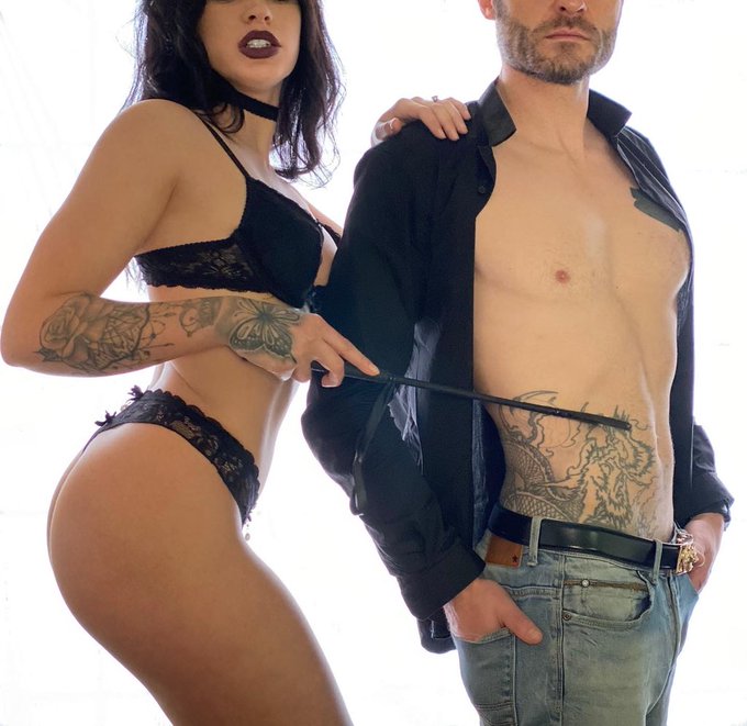 🚨CONCOURS🚨 Gagne une Sex Cam d&rsquo;une valeur de CHF 100.- pour voir l&rsquo;envers du d&eacute;cor 🎁 CONDITIONS ‼️ Avoir➕18<a href="/tag/hot"class="tags"><span>#hot</span></a><a href="/tag/f4f"class="tags"><span>#f4f</span></a><a href="/tag/sex"class="tags"><span>#sex</span></a><a href="/tag/gift"class="tags"><span>#gift</span></a><a href="/tag/camgirl"class="tags"><span>#camgirl</span></a><a href="/tag/couplegoals"class="tags"><span>#couplegoals</span></a><a href="/tag/m"class="tags"><span>#m</span></a>