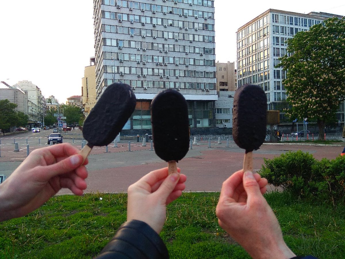 Що б не сталось😊, які б люди вам не зустрілись, і як би боляче вони вам не зробили - ніколи не ставайте гірше, ніж ви є насправді.✨😇
