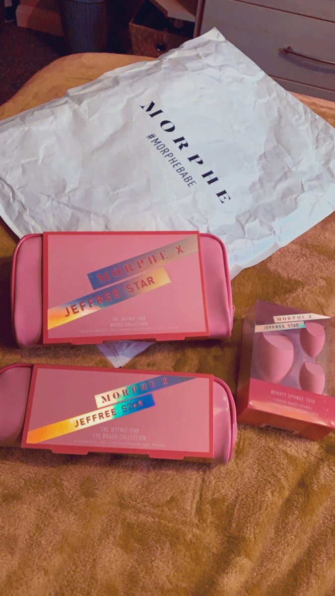 lorenrender's tweet photo. @JeffreeStar Just did a good thing, I don’t regret this thing at all! #morphe #JeffreeStarApproved #jeffreestar https://t.co/apSKi07dOI