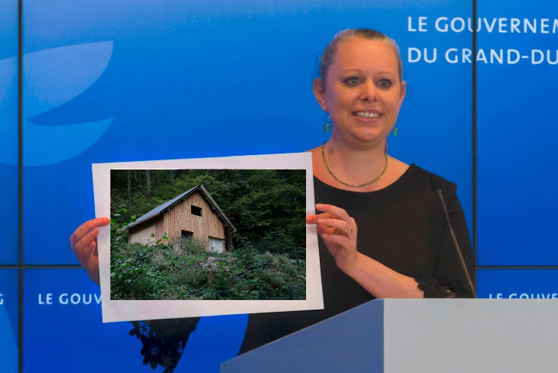 Hey <a href="/Sophie_Wilmes/">Sophie Wilmès</a>  Next time, ask Carole where to hide your nuclear waste without pissing her off. I'm sure she has some good ideas #FroDCarole #NotInMyBackYard #InMyGardenhäisschenInstead