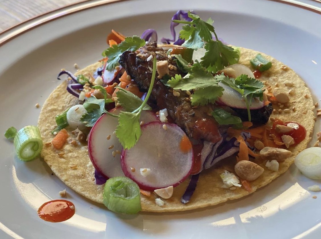 lysmiron's tweet photo. Really proud of the time &amp; energy spent launching our new #food blog (our quarantine project)! Mission: celebrate all different types of eating (meat-eater, #vegan, and anywhere in between). We post #recipes weekly! If you feel inspired, please support: https://t.co/XUjnRl37d7 https://t.co/z7Ral9UyJi