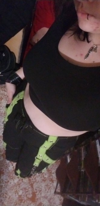 Wearing some tripp pants today but sadly you can't lay around and Tripp pants so half of today I'm going<a href="/tag/snapchat"class="tags"><span>#snapchat</span></a><a href="/tag/premiumsnapchat"class="tags"><span>#premiumsnapchat</span></a><a href="/tag/onlyfans"class="tags"><span>#onlyfans</span></a>