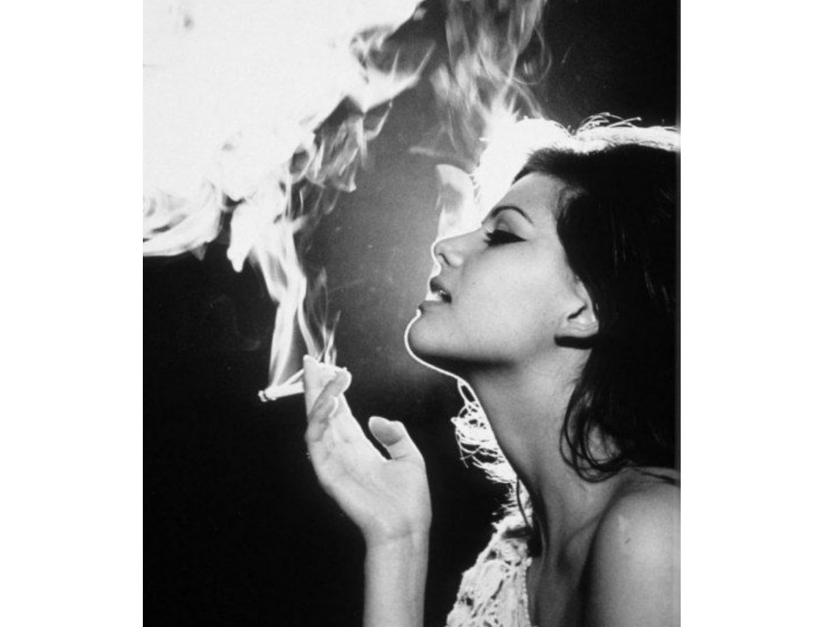 KurtPlanSupeCPA's tweet photo. “Life is what happens while you’re busy making other plans”

FIN✨🌙✨

Claudia Cardinale.        #InterditDeFumer https://t.co/eo1ZfJ55pA