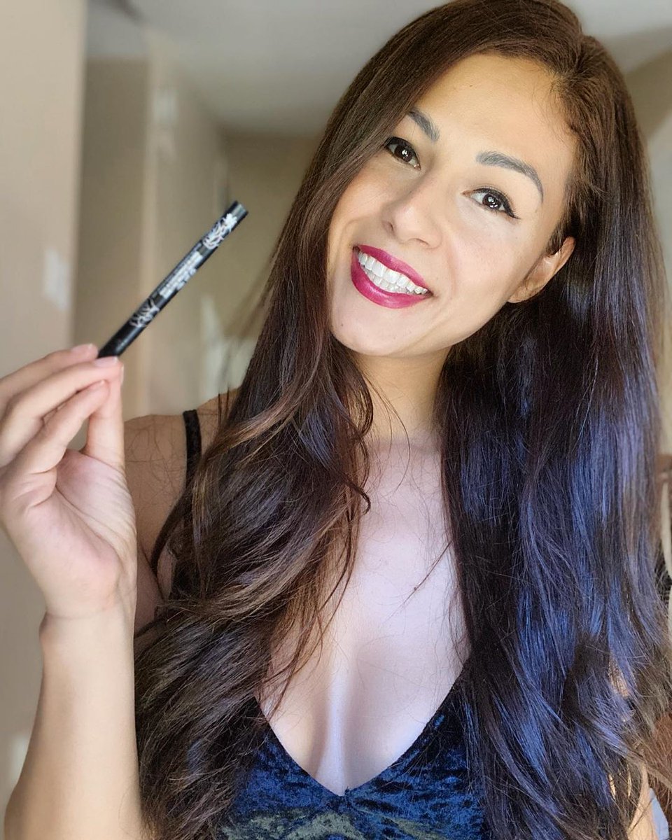 Influenster's tweet photo. Cat eye on point! We are loving Lorena's eye look using her @kvdveganbeauty Tattoo Liner! What is your go-to liner look? #CATEYESFORALL π±
https://t.co/nfe0LKbiGK https://t.co/b6U5pf1l3J