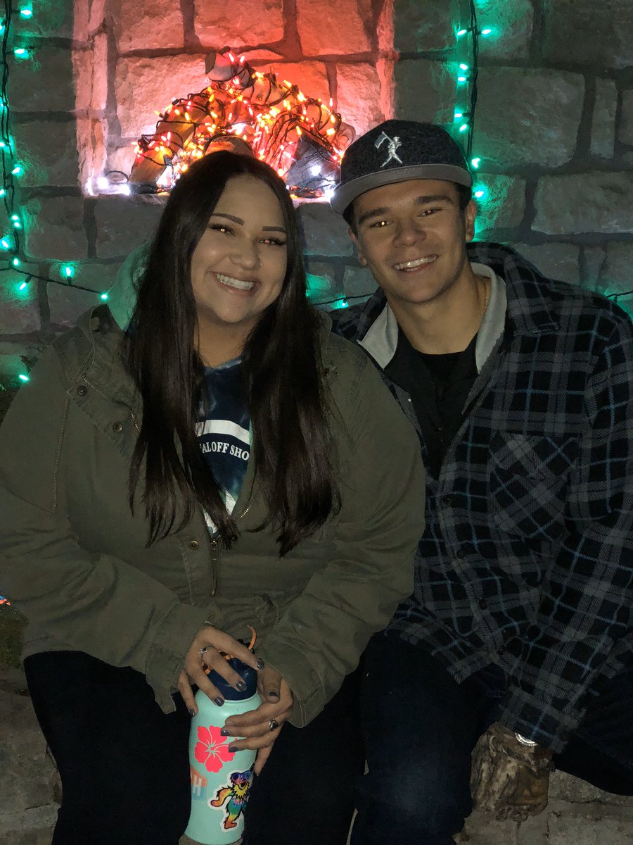 baseballchans21's tweet photo. Happy fluffin birthday to an amazing sister would be an understatement. You were my first best friend and someone I can always go to no matter what it is. Can’t wait to celebrate your 20th birthday with you, love you Athena, happy birthday ❤️🎉🎁 https://t.co/TKExgr8Ej0