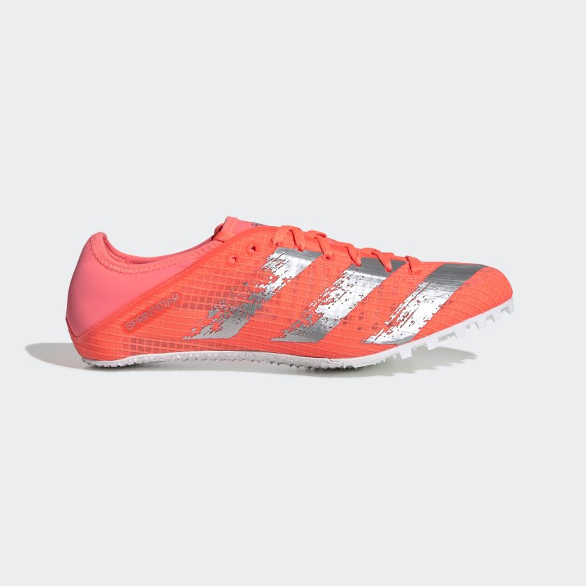 Fit2RunUK's tweet photo. We now have a selection of Men’s, Women’s and Kids spikes on our online store. Use the code “spikes15” for a 15% discount off the spikes of your choice. 👟 https://t.co/YrhSYtKph2