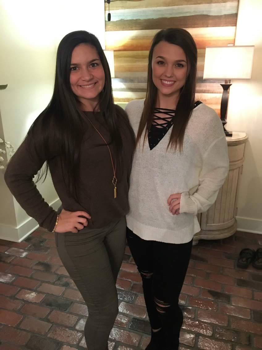 claireesheetss's tweet photo. HBD to my B. Schexyyy!!! Had to use some old pics bc we have no new ones... Love you forever B!🥰❤️ https://t.co/86TmvvK1ce