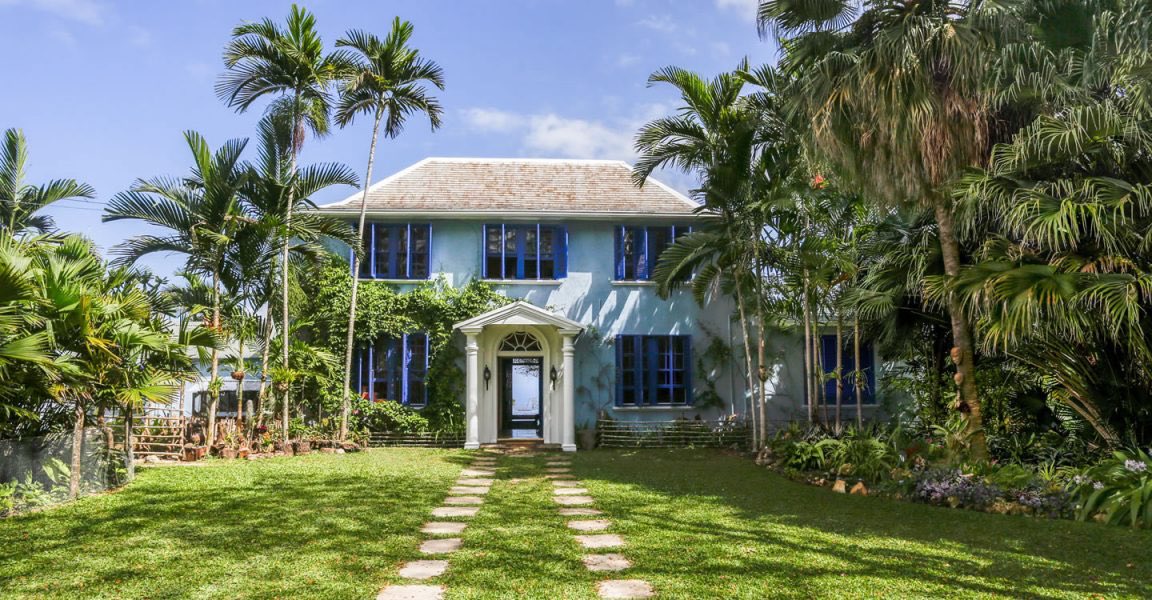 YungHotToast's tweet photo. A property I dream of owning one day https://t.co/620HDVfBgs