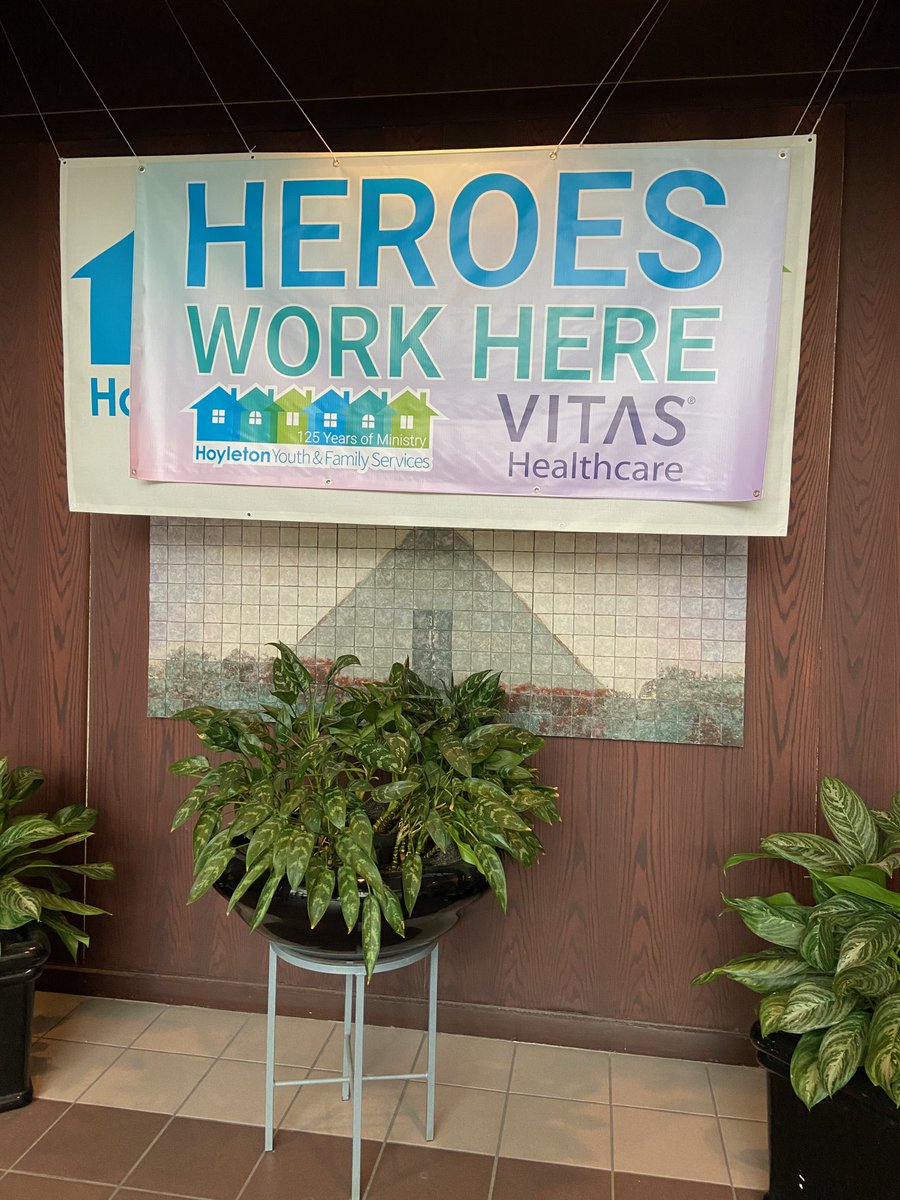 VITAS's tweet photo. We’re honored to share St. Louis office space with such gracious neighbors. Thank you #Hoyleton Youth & Family Services for the “Heroes Work Here” sign in our building’s lobby. We’re proud to make a difference. https://t.co/ZLggl3rMDB #VITASstrong #HealthcareHeroes https://t.co/2jNcyq5ds6