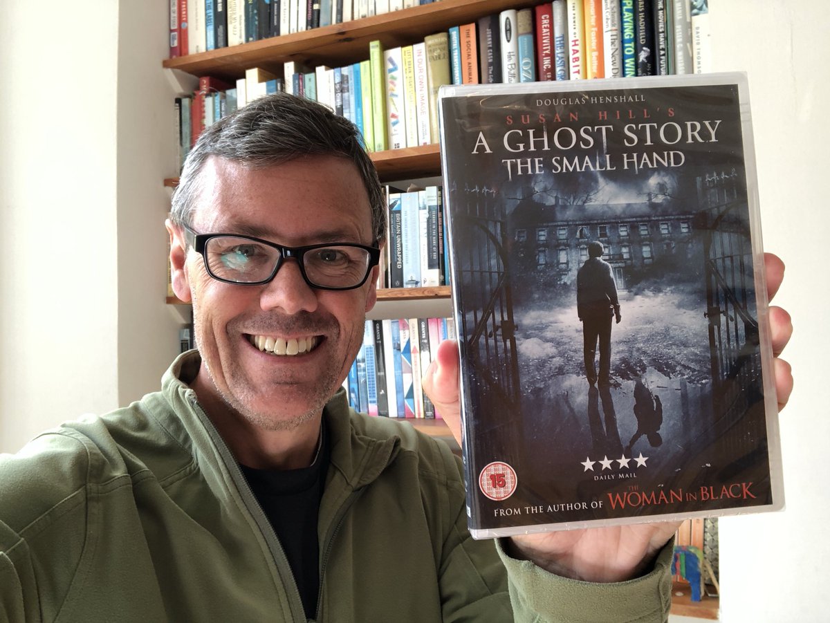 thejeffnorton's tweet photo. Got my hands on #TheSmallHand! https://t.co/GOvrYLDgDJ