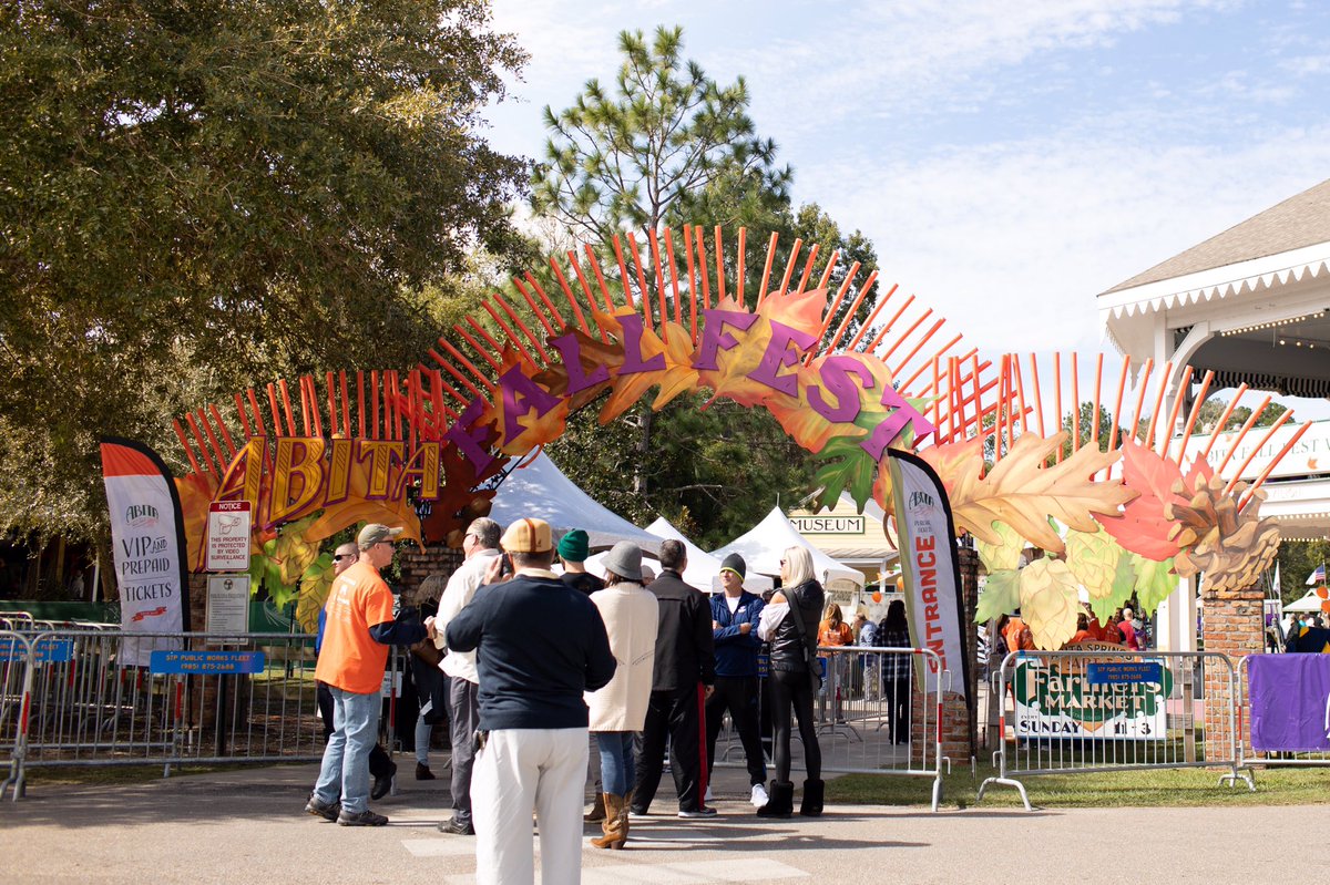 abitafest's tweet photo. Enter the world of Abita Fall Fest by becoming a sponsor, where you can help give back to the community you know and love. If interested, follow the link below. #abitafest

https://t.co/IXGKggKdxU https://t.co/56brCJ81jP