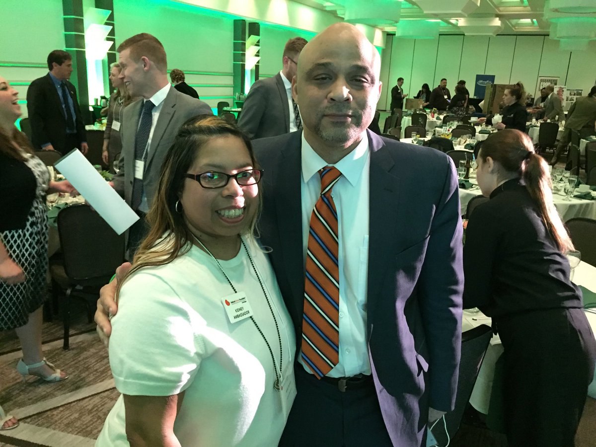 kidneycutie's tweet photo. Rest in Heaven Senator Hood, you will be Dearly Missed. You always made me laugh and so encouraging to the Kidney Community. ⁦@KidneyMI⁩  #kidneytransplant https://t.co/E6DDfaHQhs
