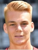 Philipp Lienhart joined Freiburg from Real Madrid where he spent several years in the academy. It was originally a one year loan in the 17/18 season but it was made permanent after that year. Lienhart has shared the role of Heintz’s partner with Gulde and Schlotterbeck.