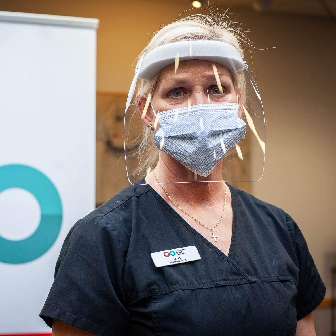 CanadasLifeline's tweet photo. Happy #InternationalNursesDay!

To our dedicated nurses at Canadian Blood Services and RN’s throughout Canada — thank you!

Thank you for bringing your passion and dedication to the important work you do every day, even during the pandemic.

#HealthcareHeros #NationalNursesWeek https://t.co/vNsg4WygOf
