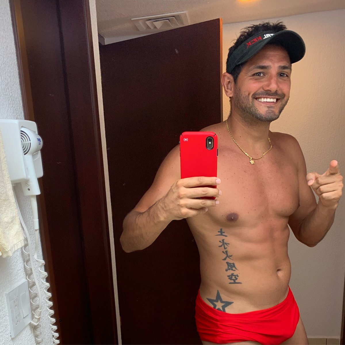 jesusimmortal's tweet photo. #encancun #mexico #fit #body #EjercitateEnCasa #immortalkick #fit #encasa #abdomen #cuerpofitnessencancum #cancunfitness #treiner #Training @jesusimmortal #model #fashion https://t.co/SaLzjd1YK0