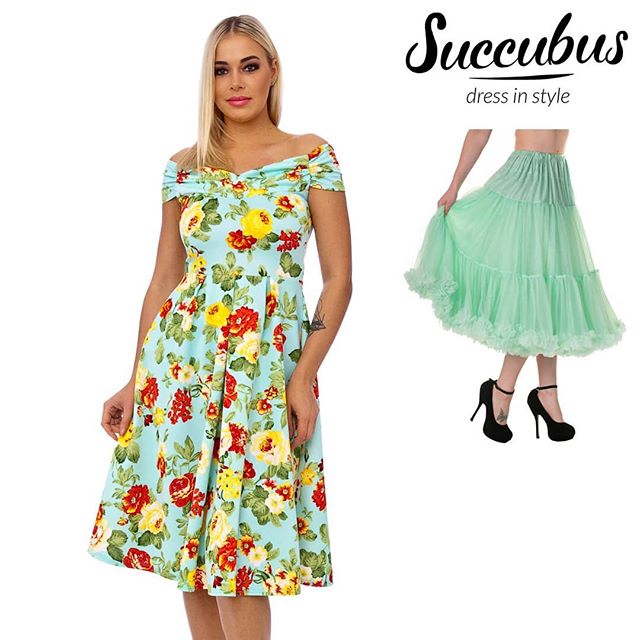 Succubusnl's tweet photo. 🥀Ruzie is minty-fresh and just divine in XS-3XL🥀 And only 54,95 https://t.co/gzfWAcBjdq 😍

#vintagedress #fiftiesdress #fiftiesfashion #succubusnl #succubusww #50sdress #50sfashion #gardenparty #elegentdress #plussizefashion #plussize #rocknroll #mint https://t.co/3CHcDxCO29