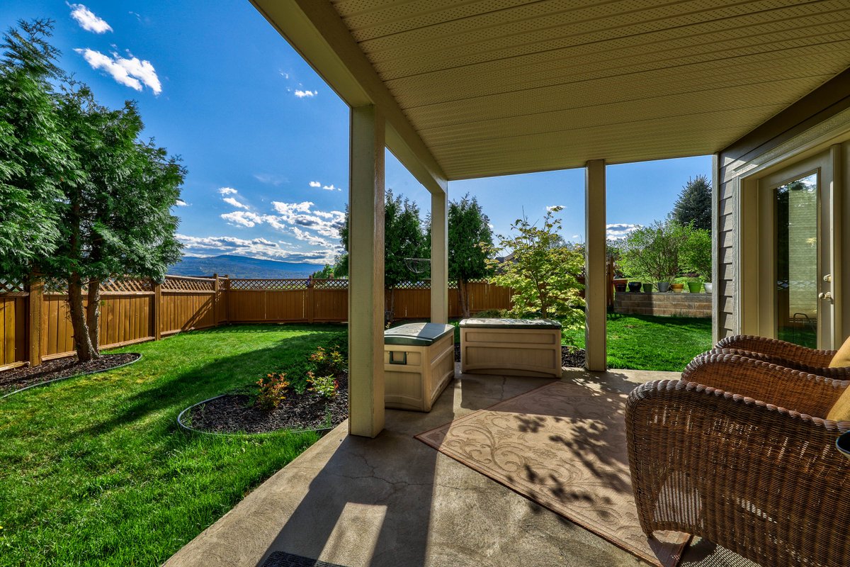 brendanshawbc's tweet photo. NEW LISTING: 1700 Canyon Ridge Drive in Sun Rivers. Spacious 4BR, 3 Bath home close to the golf course with spectacular views of the South Thompson River. New geothermal as of 2019. Offered at $699,900. #Kamloops #RealEstate #SunRivers https://t.co/NBVOhfWRdM