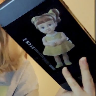 Momo gave us a tour of her Animal Crossing village &amp; house on vlive at 1am

Also.. she has Gabby from Toy Story on the back of her switch 😜