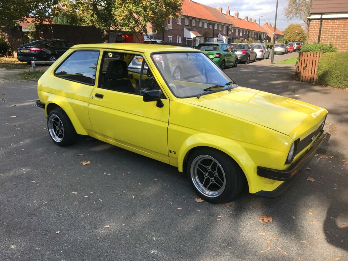 Retroprojects's tweet photo. 2.1 pinto engine with twin carbs drivign the rear wheels on this Mk1 Ford Fiesta
SEE EBAY AD >> https://t.co/mmy8bN5ZIa
#mk1fiesta #fordfiesta #pintoengine #classiccar https://t.co/ZjT86xV6Ij