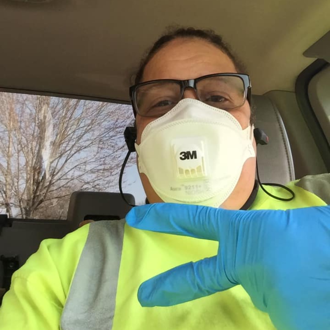 CaraChicago's tweet photo. Pamela (Cara Class of October 2011) is one of our #FrontlineFriends working on construction sites in our city. Pamela, thank you for your work to build and maintain infrastructure that keeps Chicago strong and beautiful! #ThatsMyFriend https://t.co/MtR0RCpNHo