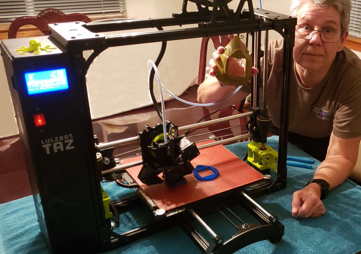 Read : ccclib.org/news/library-p…

#pressrelease 

➡️Library pitches in to support Contra Costa County #COVID19 response <a href="/supejohngioia/">John Gioia</a> <a href="/CCCounty/">Contra Costa County</a> <a href="/CoCoHealth/">Contra Costa Health</a> 

▪️ <a href="/contracostalib/">Contra Costa County Library</a>  is going far beyond offering increased access to ....