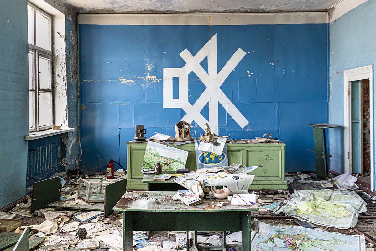 I am pleased to present my new series "Murmansk Oblast" featuring photographs of this remote region of Russia, now displayed on <a href="/artmajeur/">Artmajeur</a>.

artmajeur.com/fr/alban-luher…