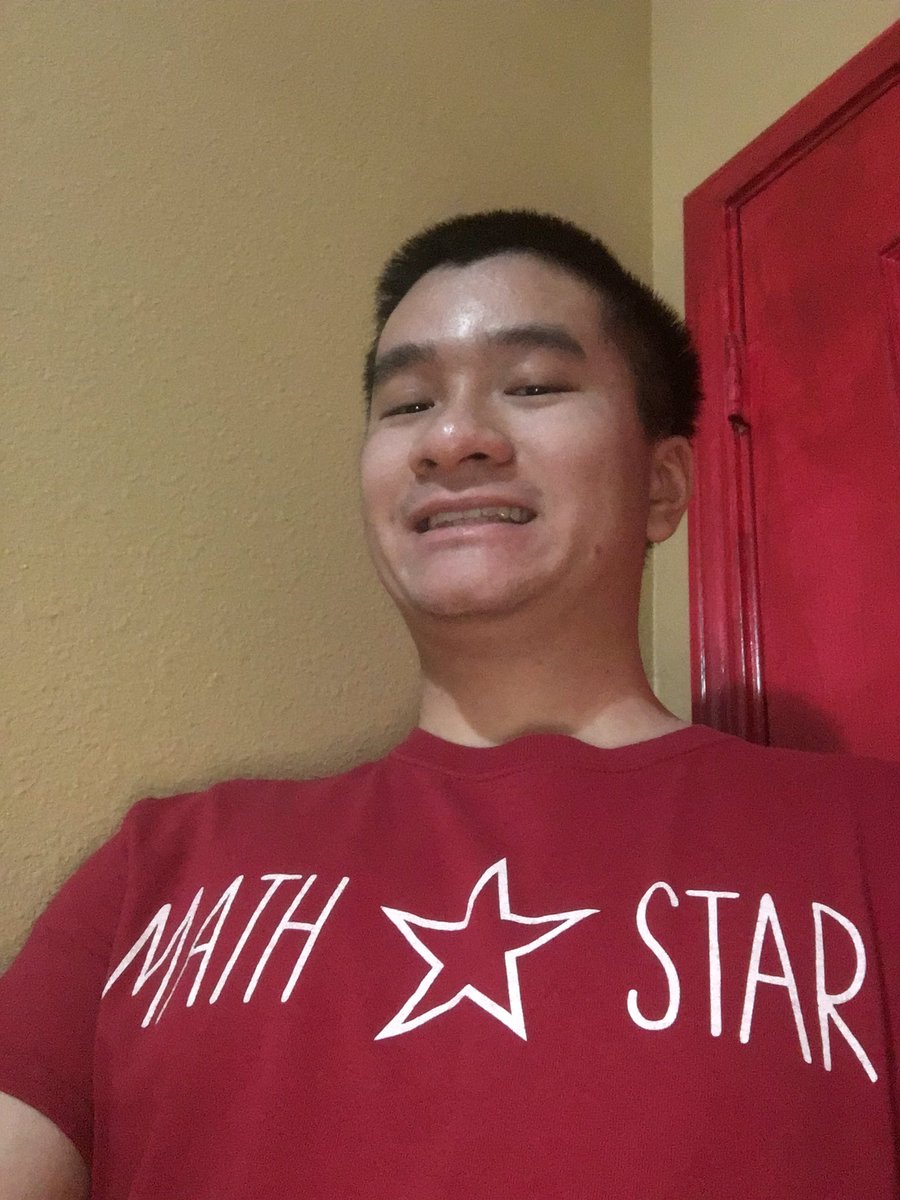 le_h_steven's tweet photo. @SHSCalculus Here’s my math star selfie! https://t.co/PGinnNsP42