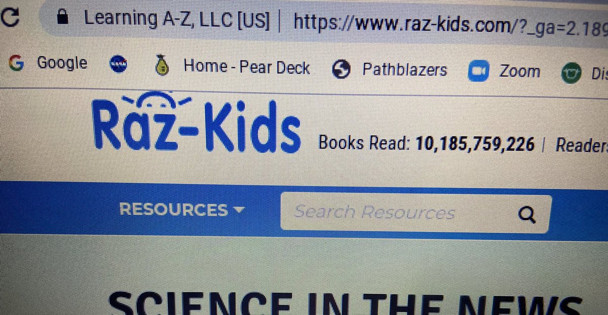 RonnaCarson1's tweet photo. One thing I’ve learned from school@home is how to implement technology. I can’t wait to take Epic and RAZKids even further when we’re back@in the classroom.#CISDRocks #sdlhawks https://t.co/aOyBKp7lOl