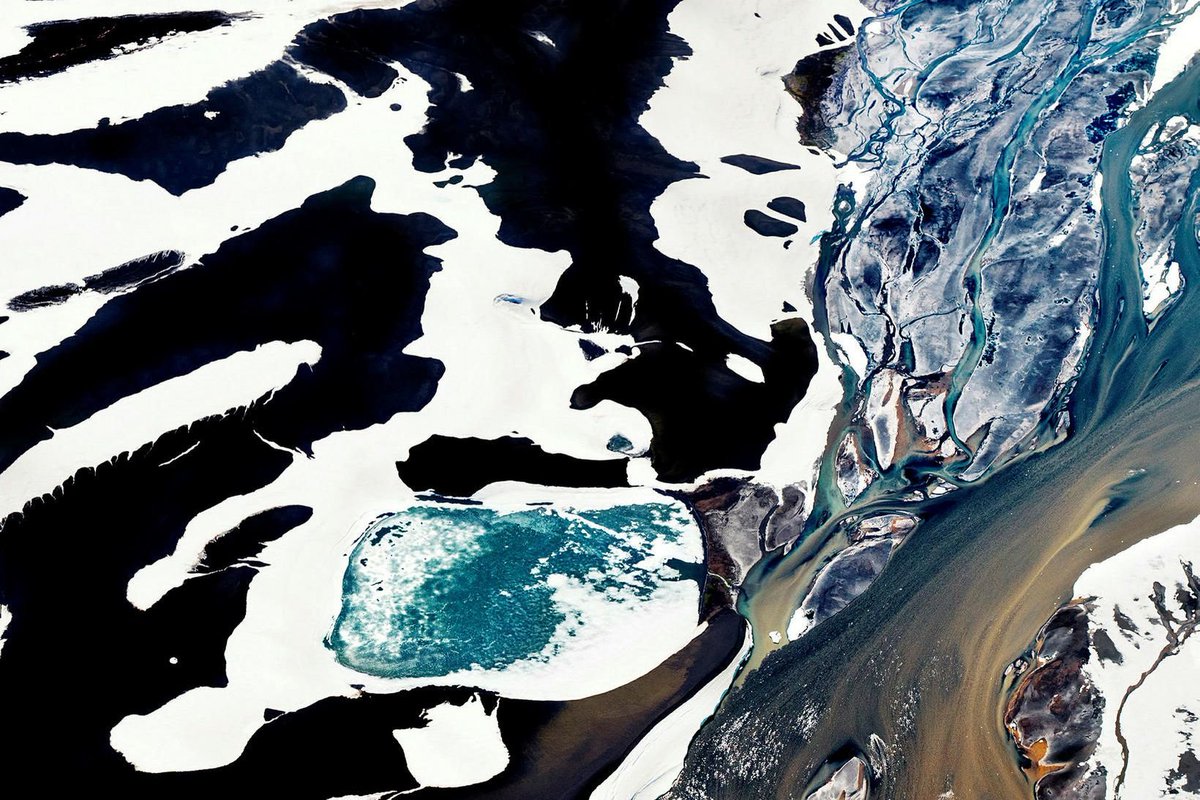 gislio's tweet photo. Icelandic Government is spending $10M USD in promoting #Iceland as a #tourist destination post #COVID19 using a campaign managed by @islandsstofa and created by @MCSaatchiLondon & @peelagency
#travel #travelrestart #tourism #destinationIceland https://t.co/ebAvDCRhBR