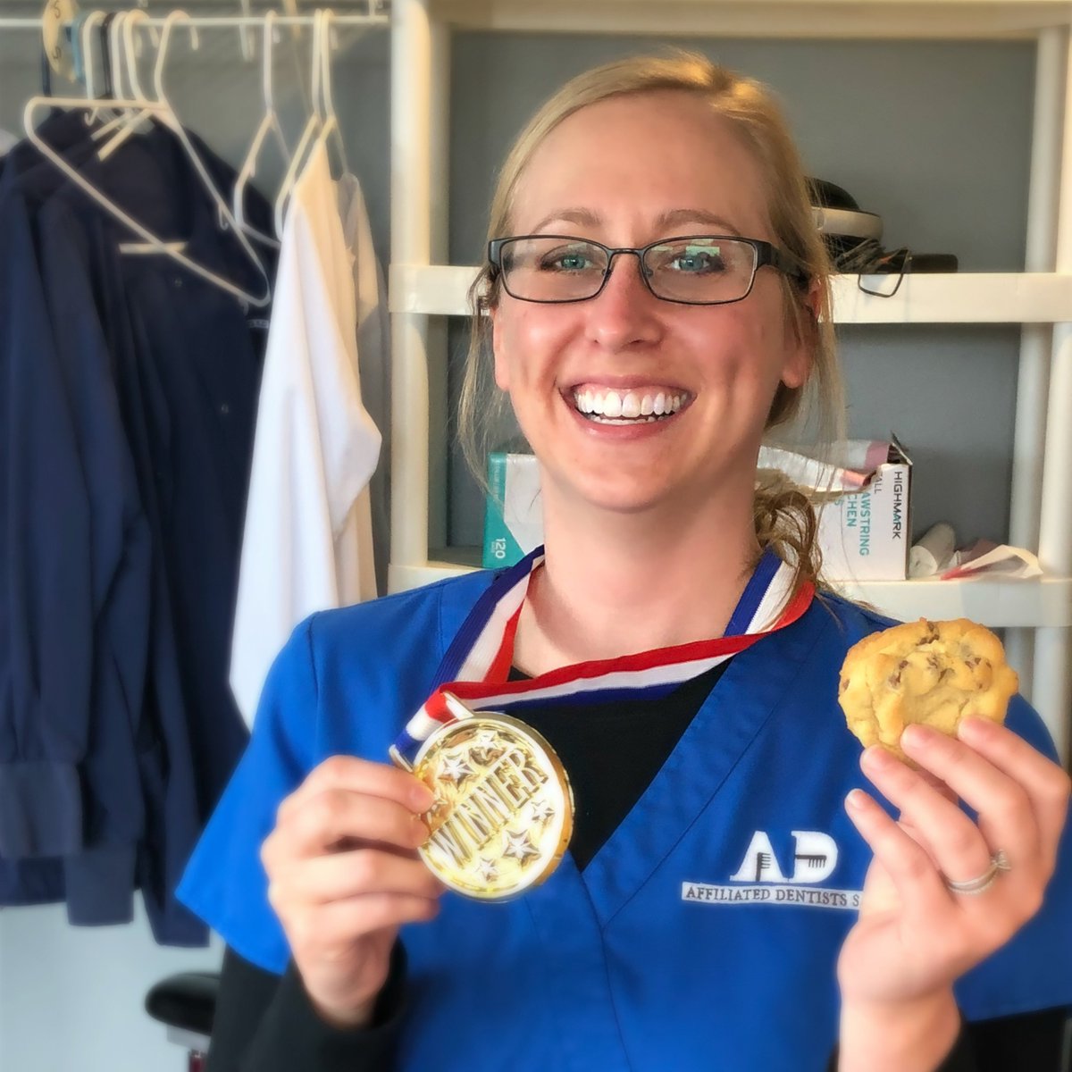 AffiliatedDDS's tweet photo. Throwback... that time Dr. Budde won the office Chocolate Chip Cookie bake off. #mmmmm https://t.co/JgSjETQone