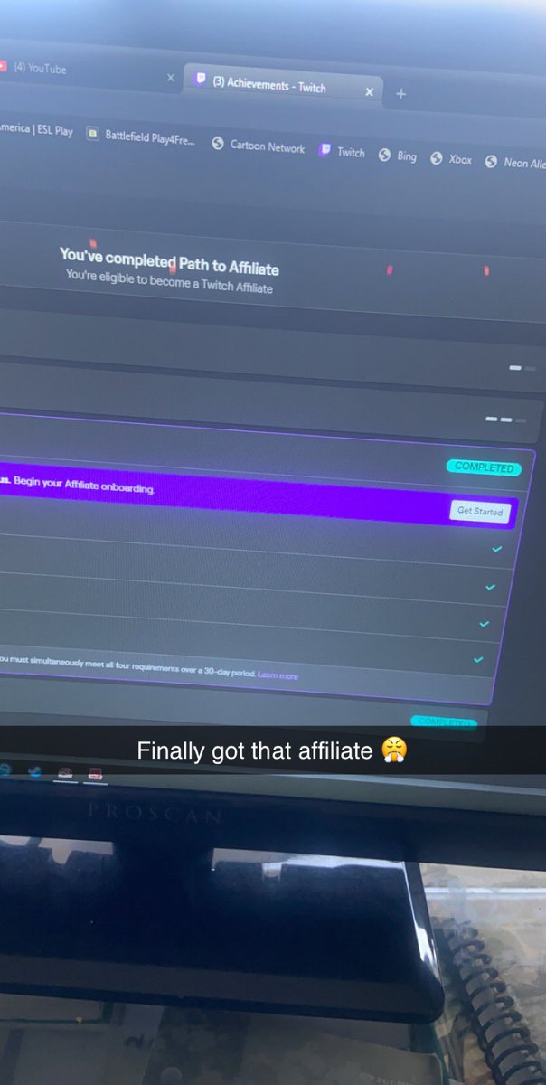 DinnallHunter's tweet photo. 🤫 https://t.co/CHt7tpgZWb