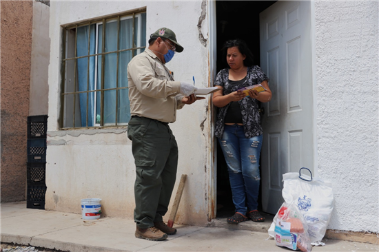 chihuahuampio's tweet photo. Para continuar con el apoyo a las personas que han perdido su empleo a consecuencia de la contingencia sanitaria por #COVID19, en coordinación con El Centro de Inteligencia Familiar #Cifac entregamos 750 despensas en la zona oriente de la ciudad. >> https://t.co/kLmMtTy48I https://t.co/Vuh2N77dS2